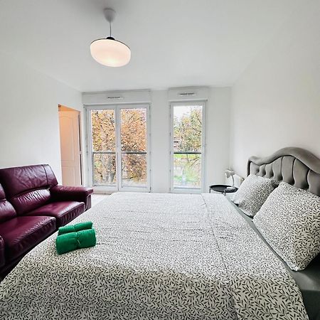 Sri-Indo Bobigny Paris Apartment Exterior photo